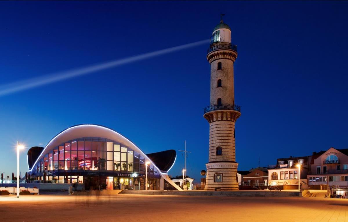 Strandpalais/Meerblick Росток Экстерьер фото